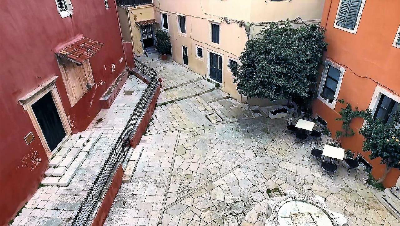 Venetian Well Cozy Apartment Corfu Old Town エクステリア 写真